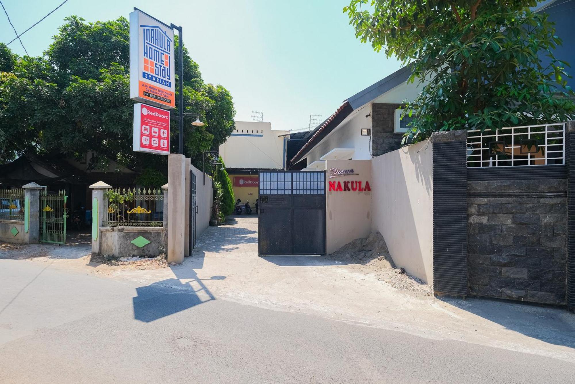 Reddoorz Syariah Near Rsud Tuban 호텔 투반 외부 사진