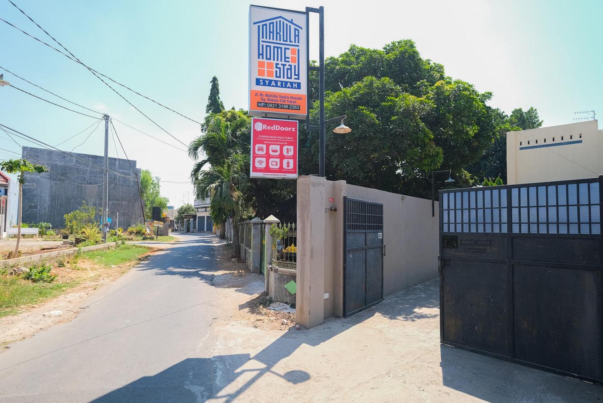 Reddoorz Syariah Near Rsud Tuban 호텔 투반 외부 사진